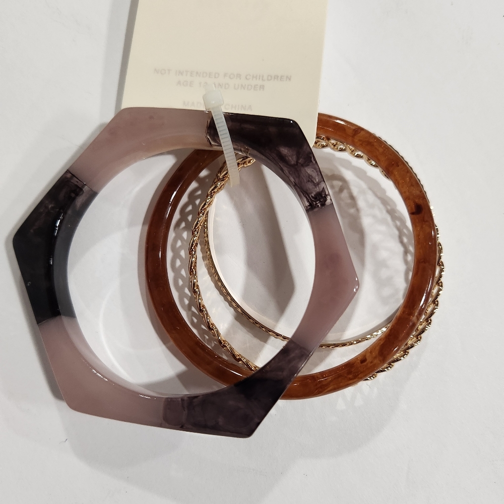 NWT Gold Tone and Resin Bangles